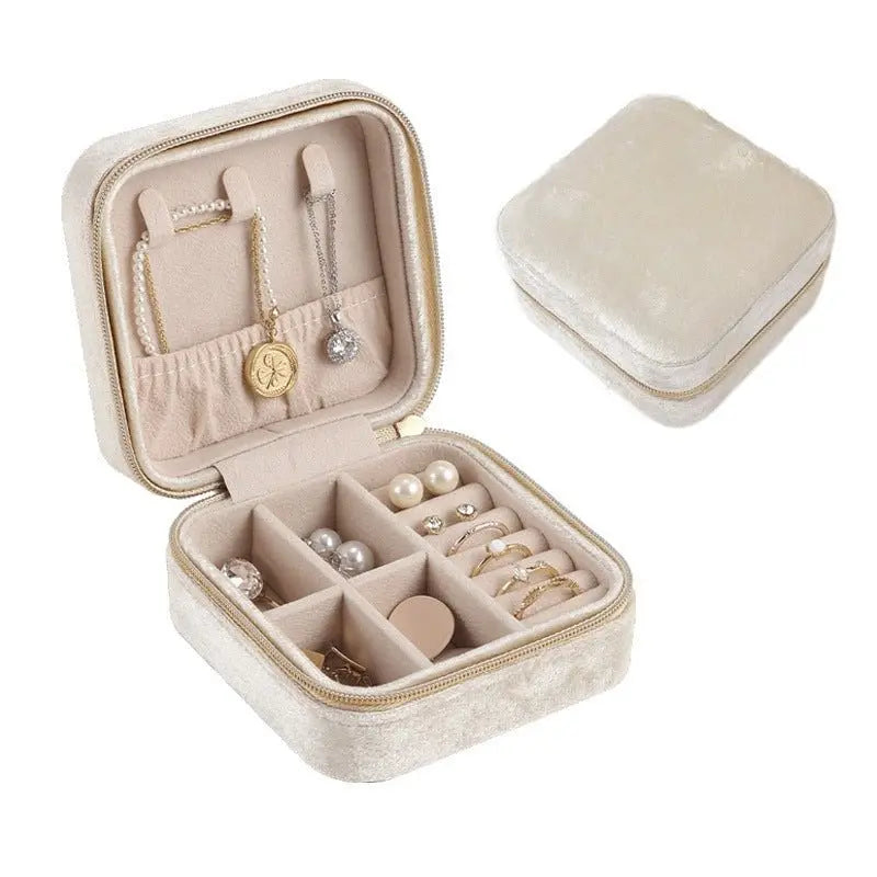 Italian velvet jewelry organiser box - Blade & Thread