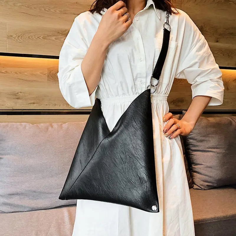 Large Capacity Shoulder Bags for Women 2021 Leather Crossbody Bag - Blade & Thread