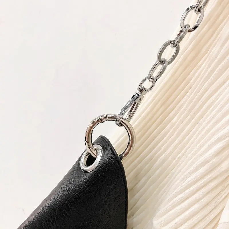 Large Capacity Shoulder Bags for Women 2021 Leather Crossbody Bag - Blade & Thread