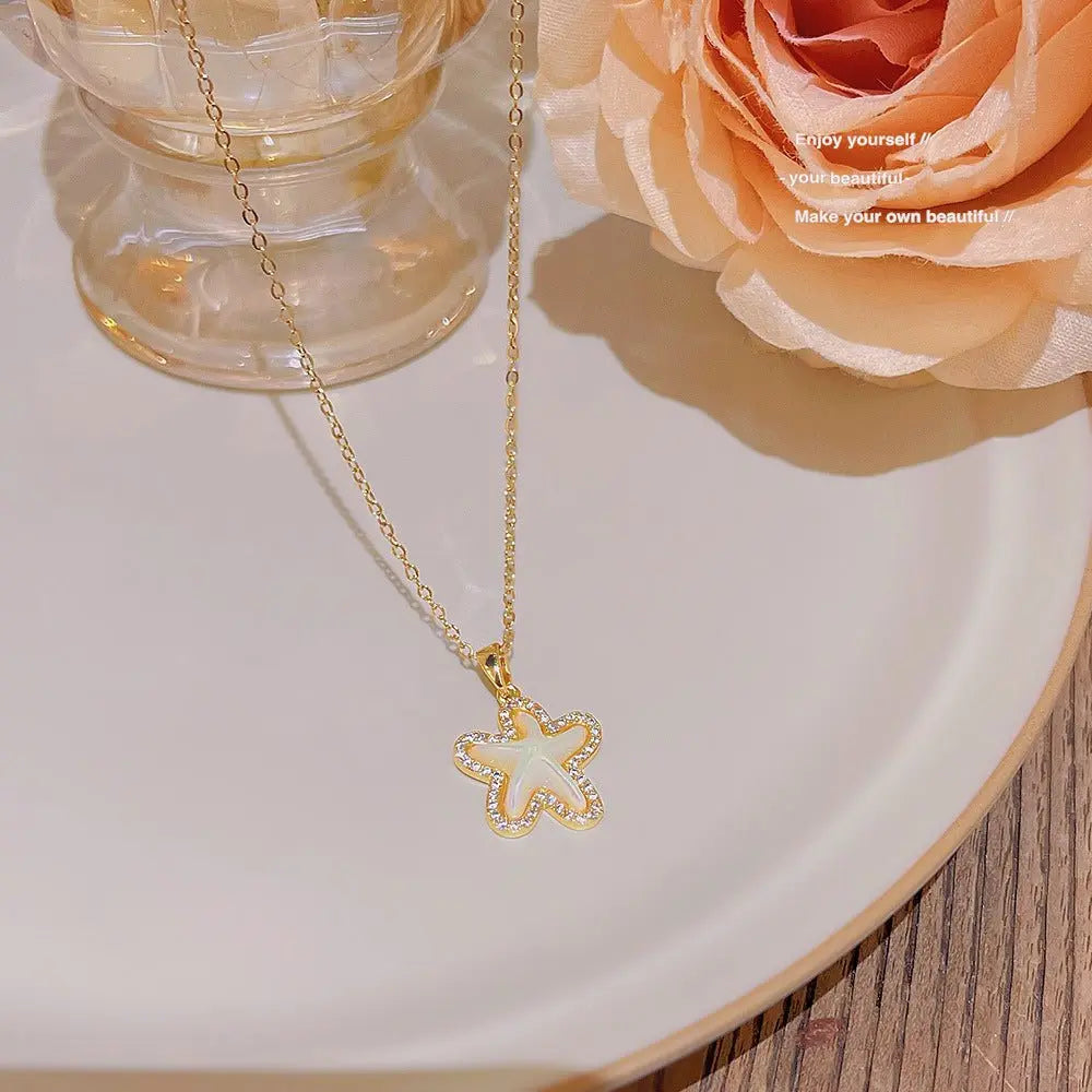 Light luxury starfish necklace inlaid with bricks - Blade & Thread