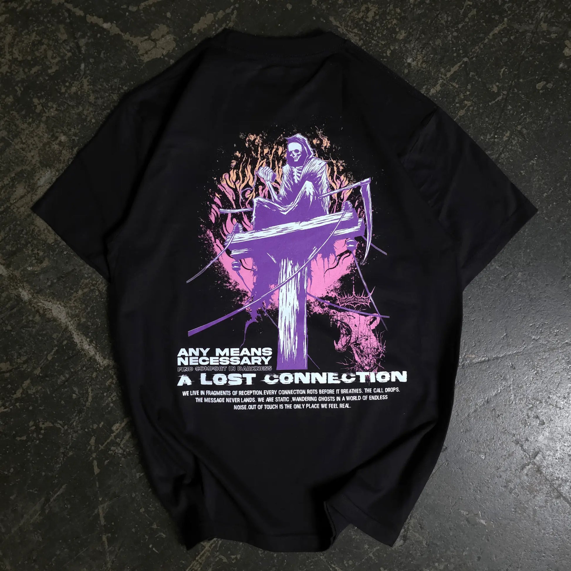 Lost Connection T-Shirt - Blade & Thread