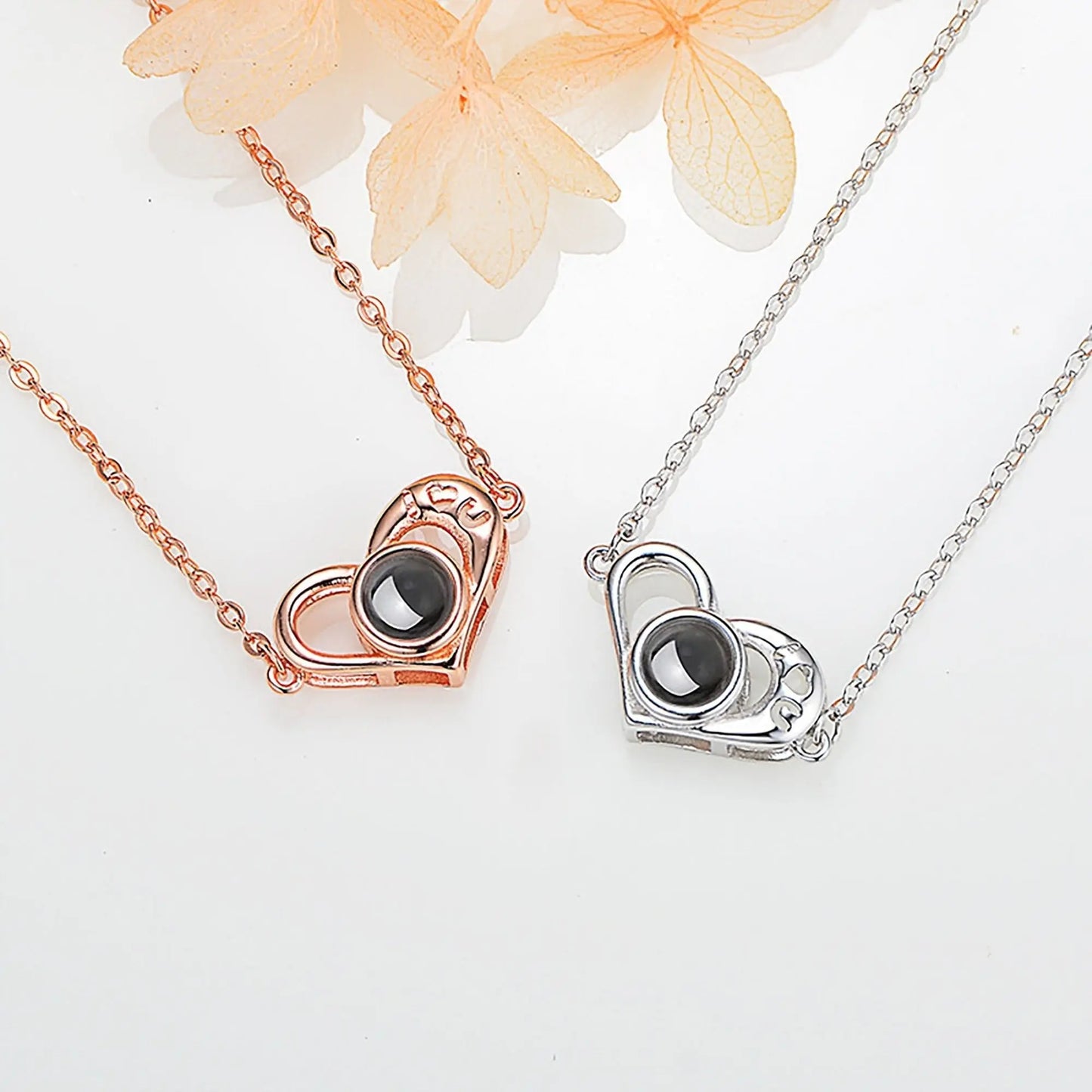 Love projection necklace with customizable photos memory of love Valentin - Blade & Thread