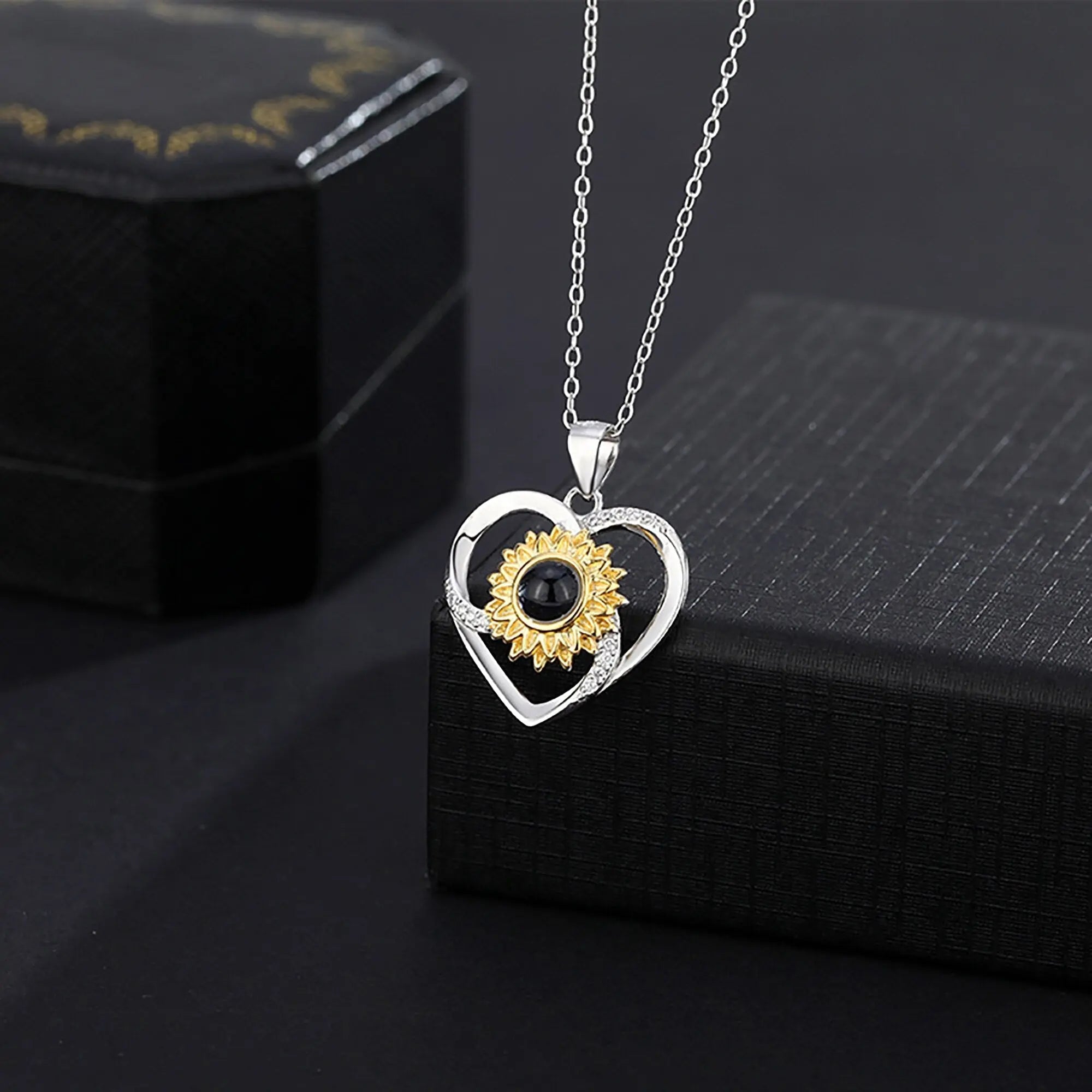 Love sunflower with customized photos Photo Projection Necklace Key Chain Jewelry nowadaysfashion
