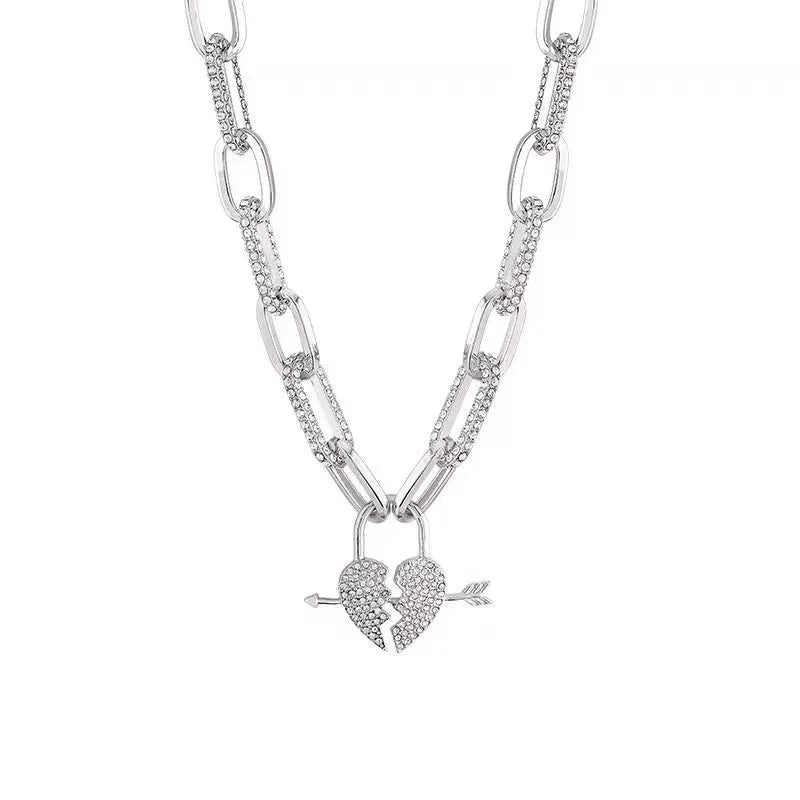 Metal Love Heart Cupid Pendants Female Clavicle Chain Light Luxury Niche Design Necklace - Blade & Thread