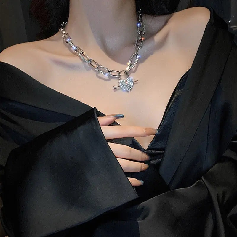 Metal Love Heart Cupid Pendants Female Clavicle Chain Light Luxury Niche Design Necklace - Blade & Thread