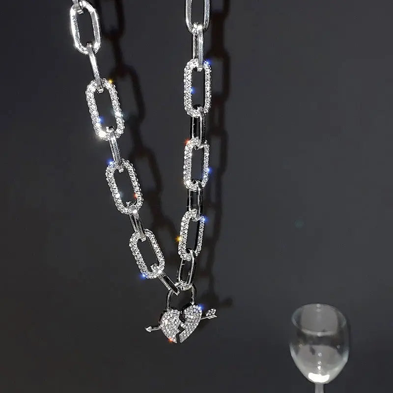 Metal Love Heart Cupid Pendants Female Clavicle Chain Light Luxury Niche Design Necklace - Blade & Thread