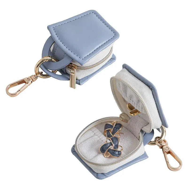 Mini pendant jewelry box for travel - Blade & Thread