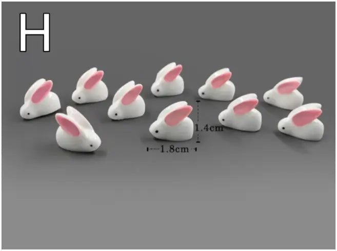 Mini Resin Animal Figurines – DIY Micro-Landscape Decor - Blade & Thread