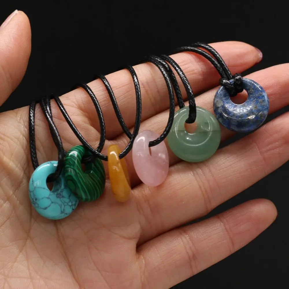 Natural Malachites Rose Quartzs Pendant Necklace Simple Stylish Pendant Necklace - Blade & Thread