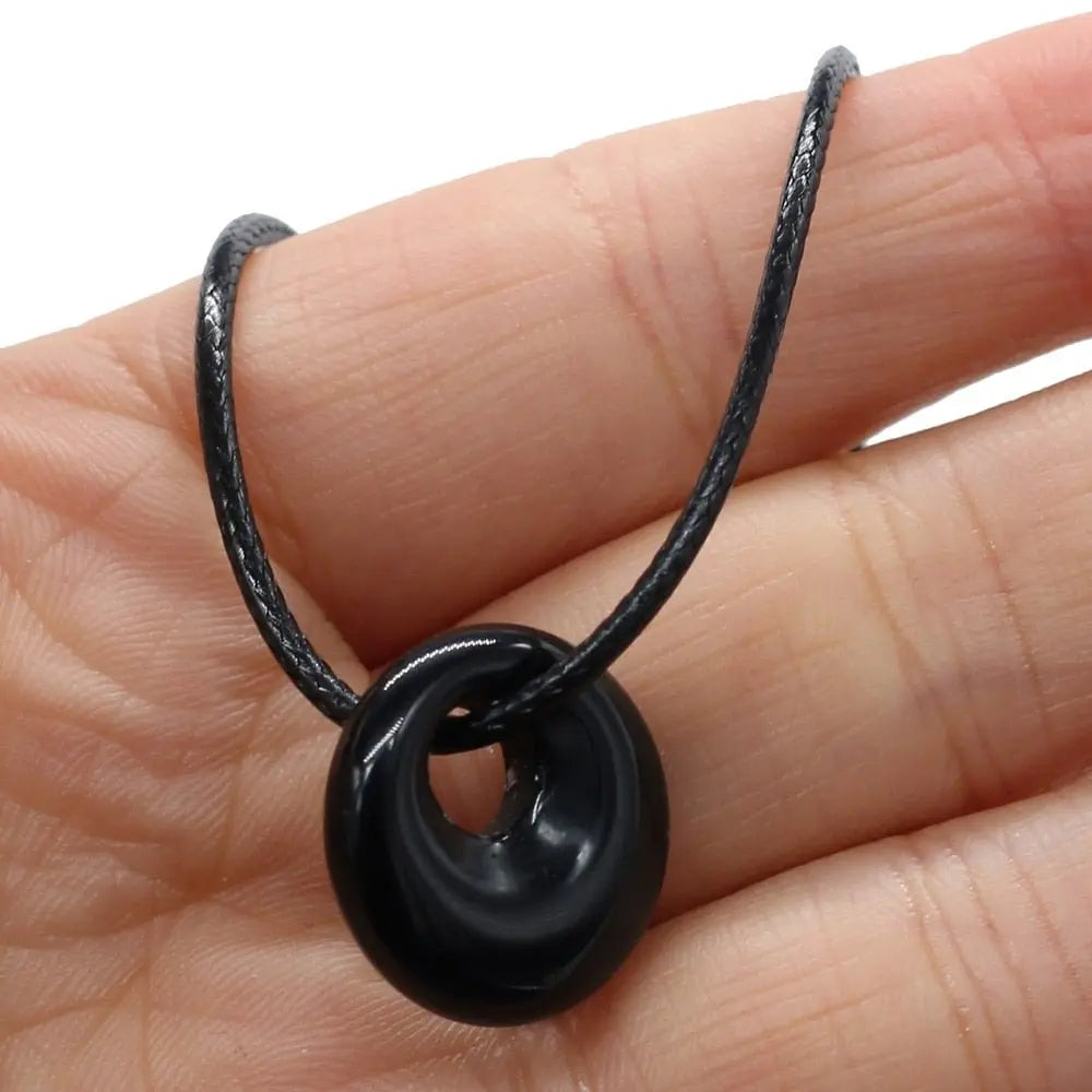 Natural Malachites Rose Quartzs Pendant Necklace Simple Stylish Pendant Necklace - Blade & Thread