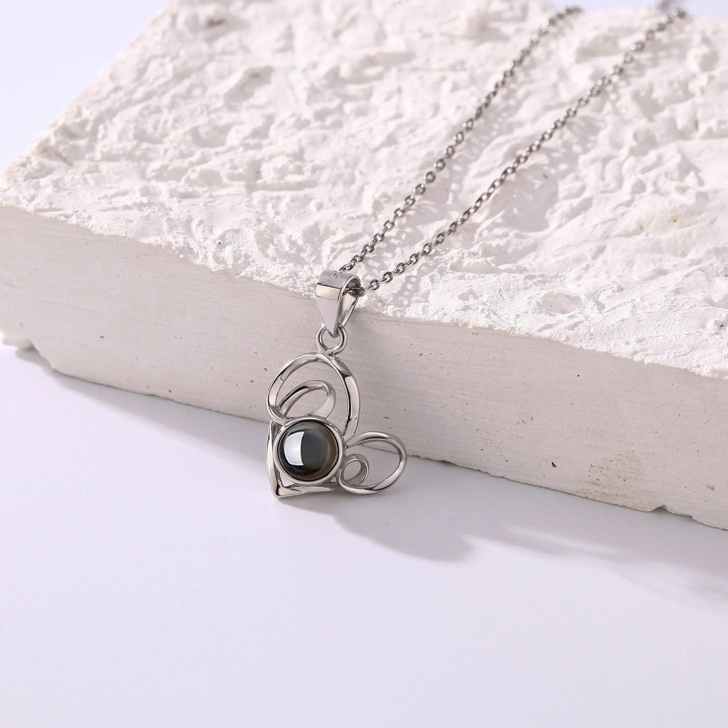 Necklace Round Heart Pendant Romantic Memory Projection Necklaces - Blade & Thread