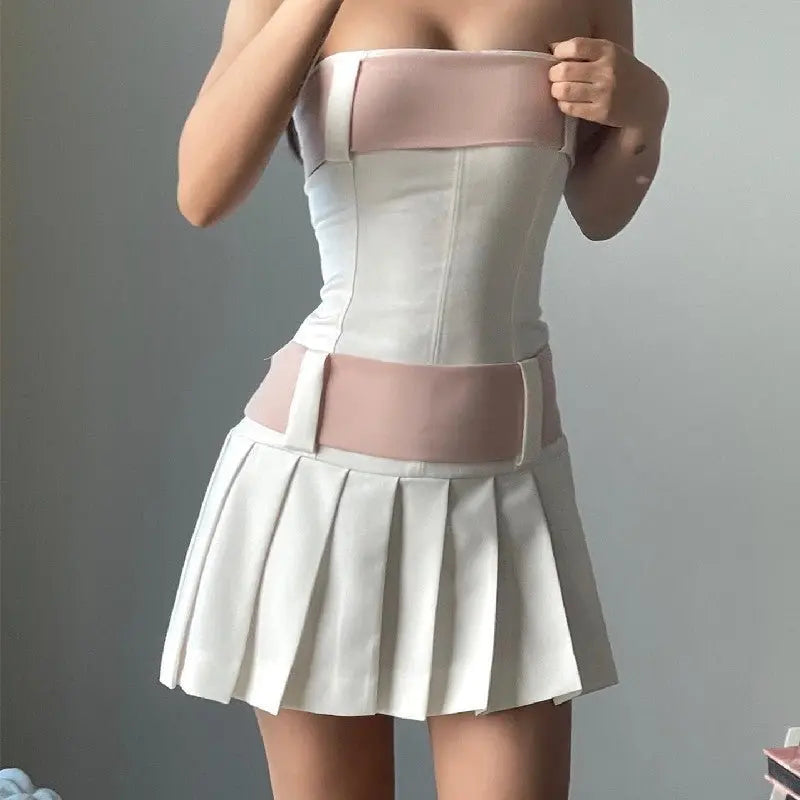 one-neck sweet strapless backless zipper contrasting color pleated dress - Blade & Thread