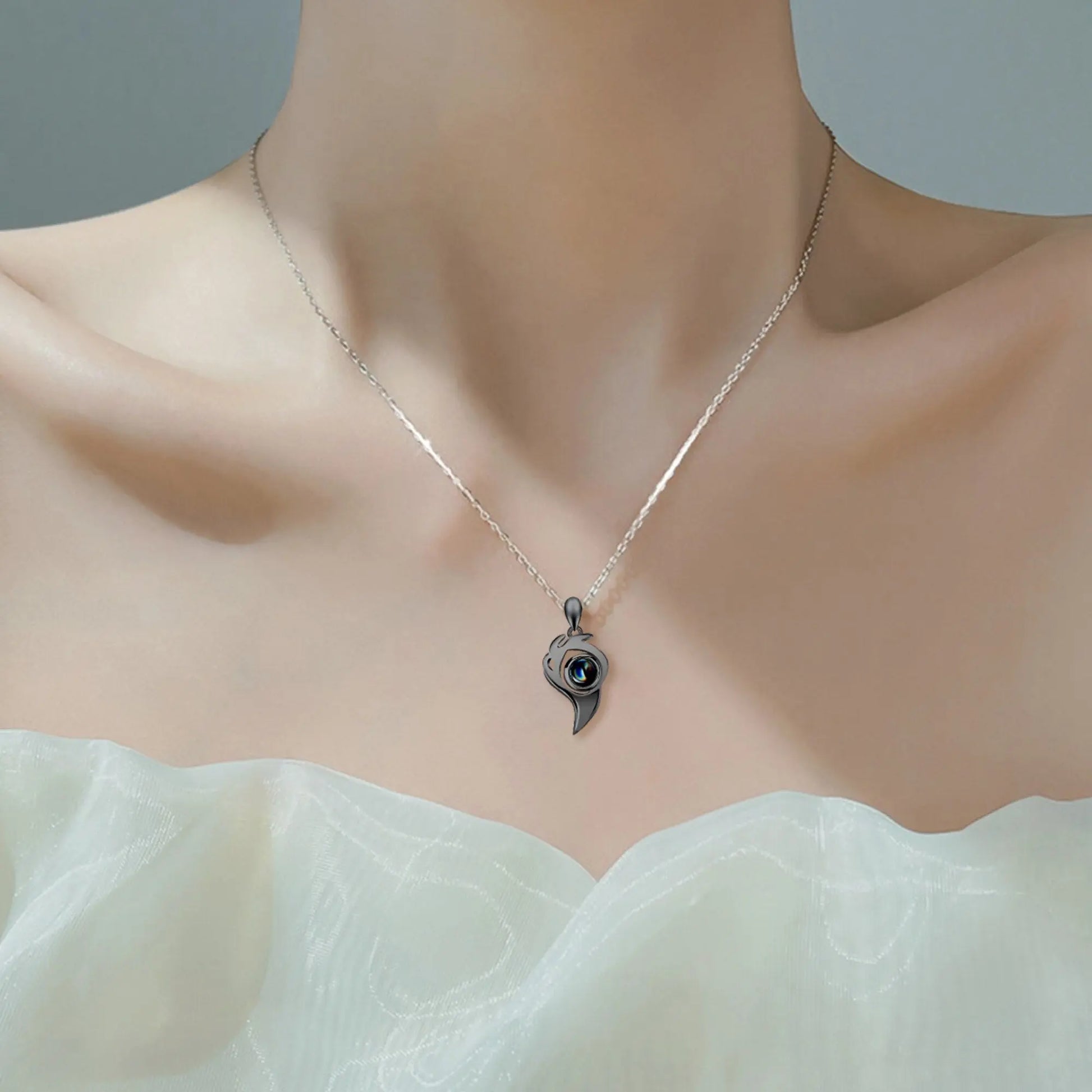 One Pair Magnetic Flame Heart Shaped Custom 100 languages Name Projection Couples Necklaces - Blade & Thread