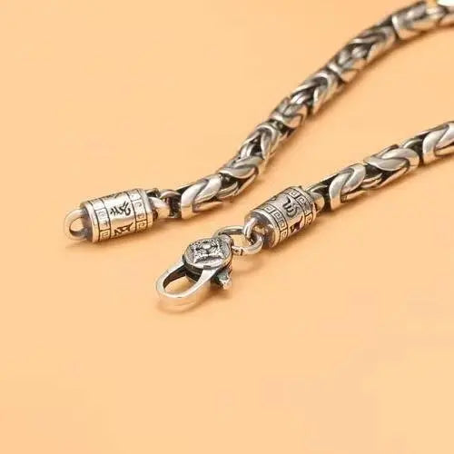 Peace pattern braided bracelet - Blade & Thread