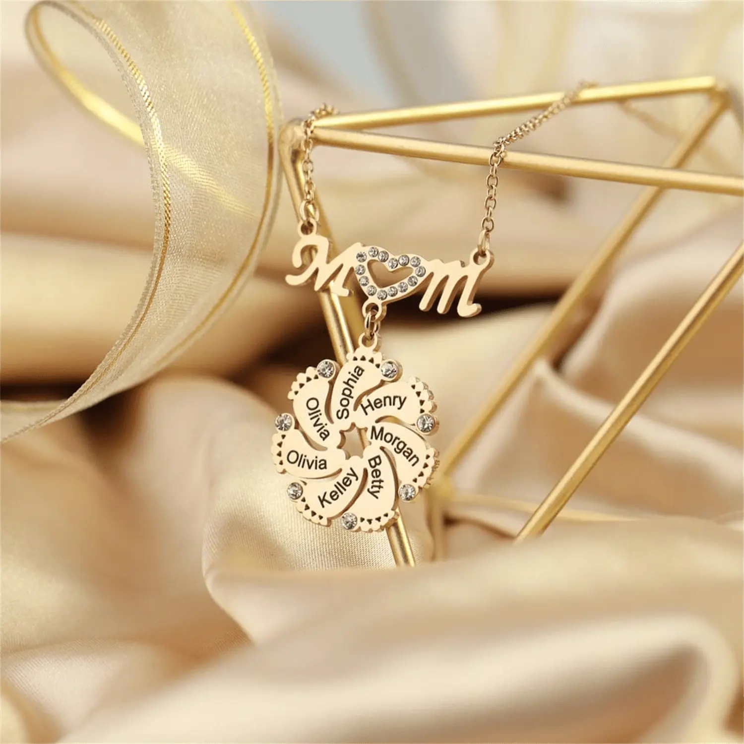 Personalized Diamond Mom Necklace With Crystal Baby Feet Engraved Names Pendant - Blade & Thread