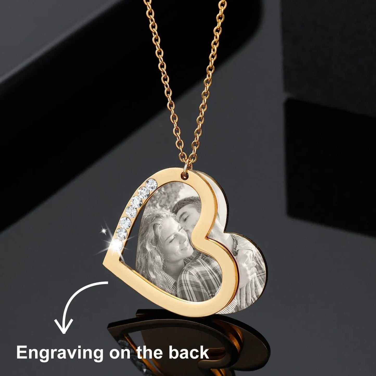 Personalized Photo Necklace For Family Gift Lover Diamond Pendant Engrave Name Necklace - Blade & Thread