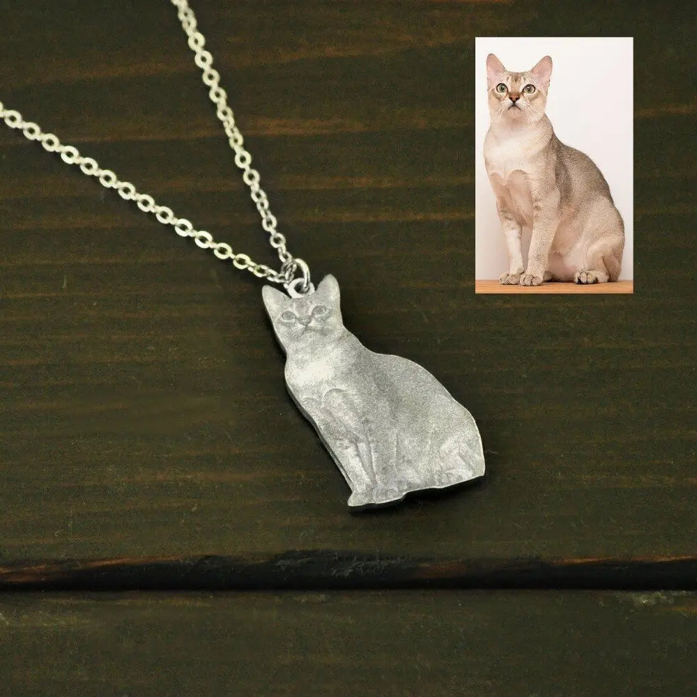 Personalized Photo Necklace,Pet Photo Necklace,Picture Necklace, Memorial Gift - Blade & Thread