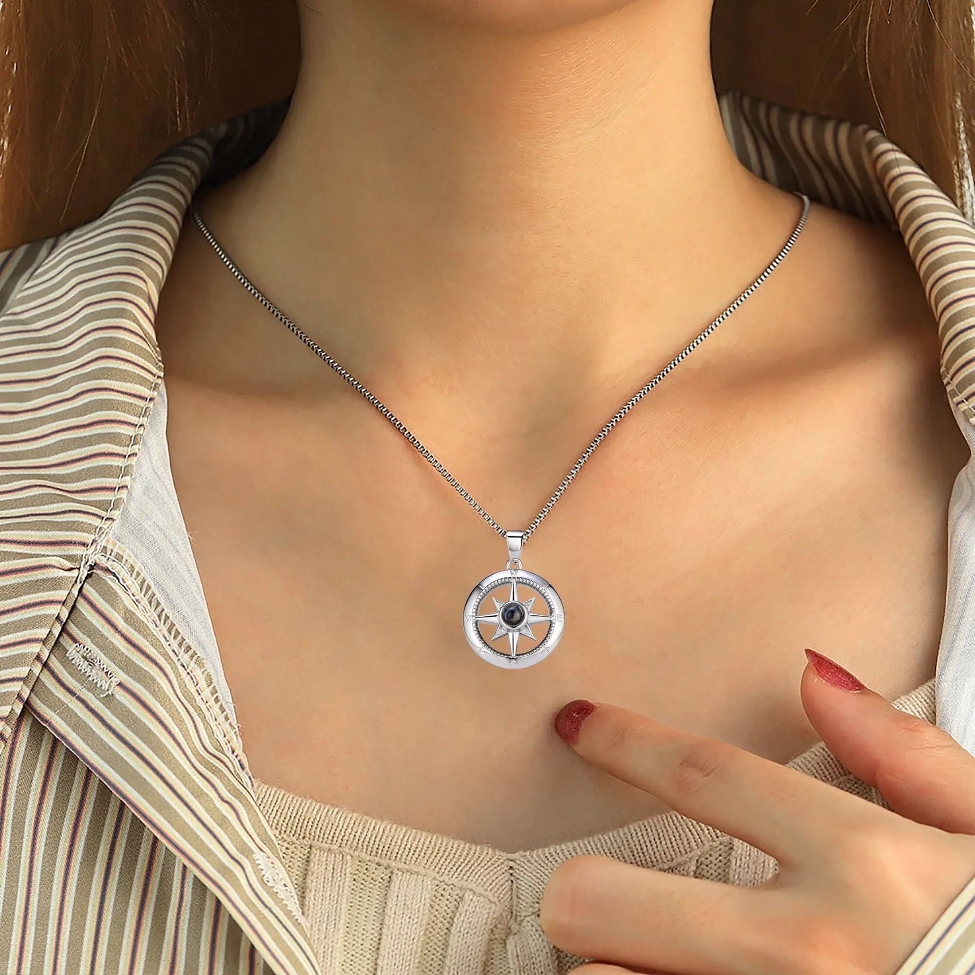 Photo customizable compassProjection Necklace Pendant Jewelry For Lover Girlfriend - Blade & Thread