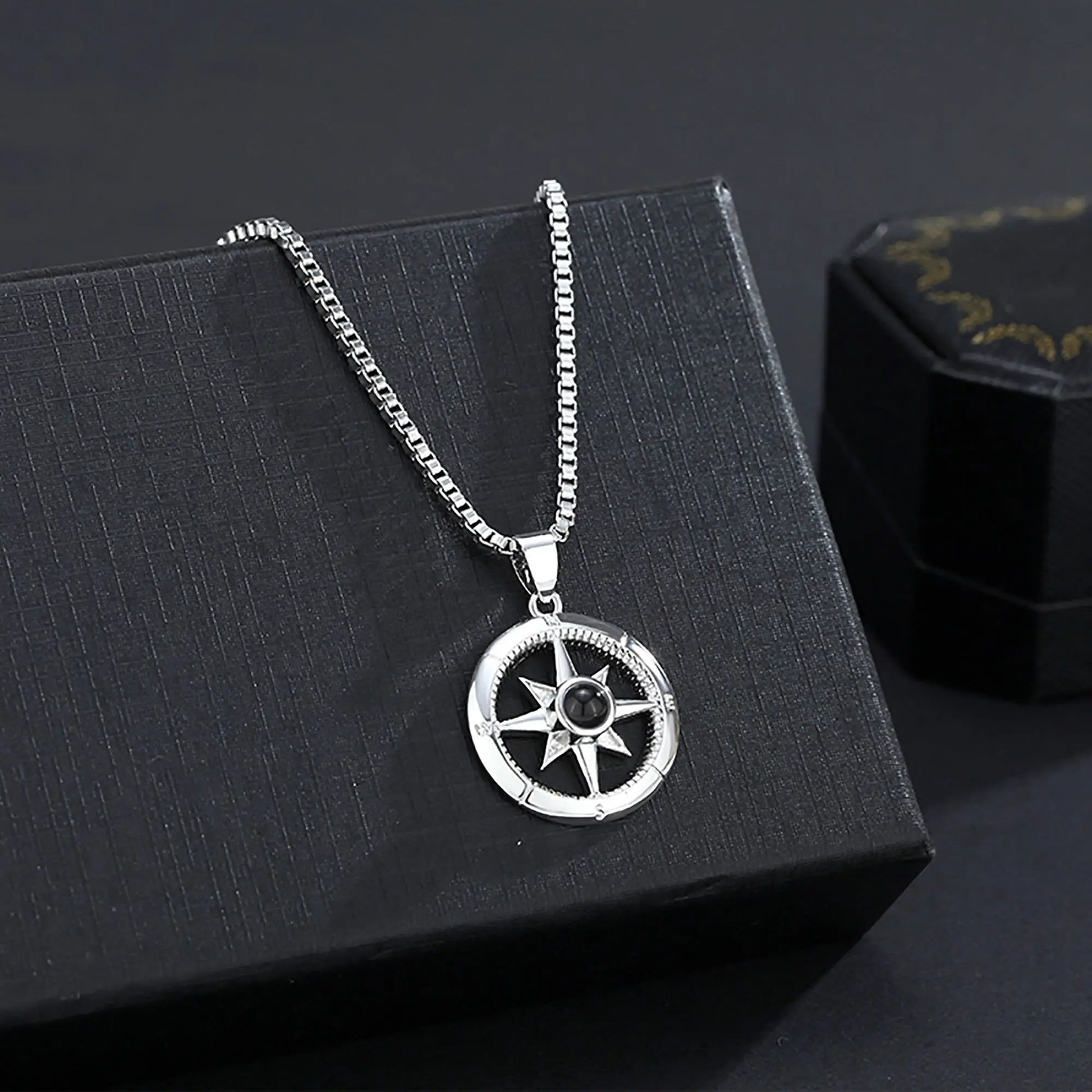 Photo customizable compassProjection Necklace Pendant Jewelry For Lover Girlfriend - Blade & Thread