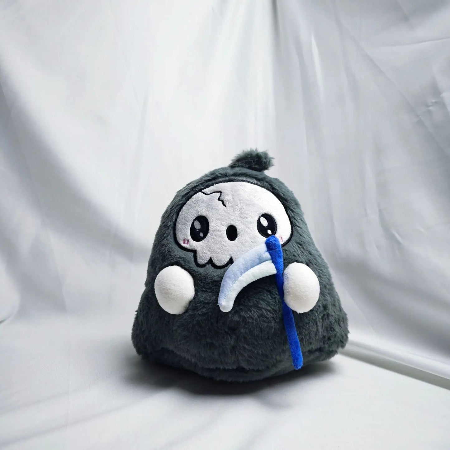 Plague doctor doll - Blade & Thread