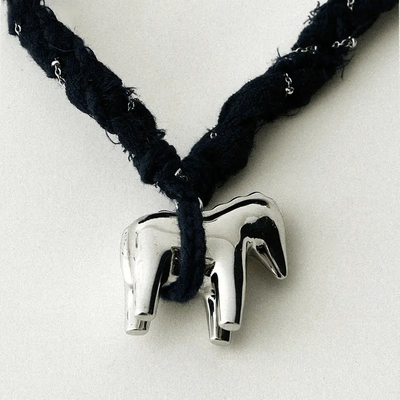 Pony niche personality pendant - Blade & Thread