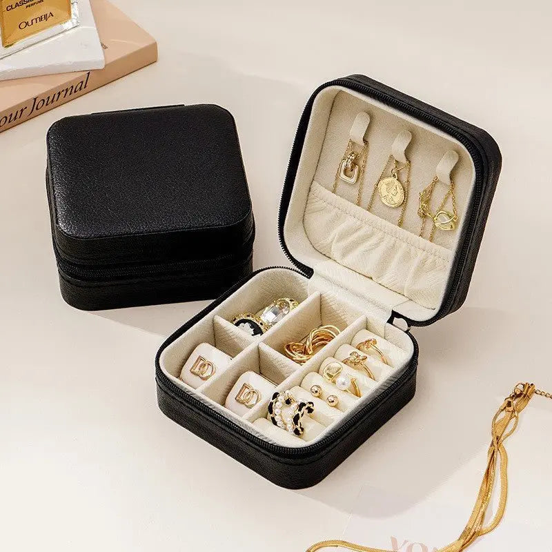 portable jewelry box Sugar cubes - Blade & Thread