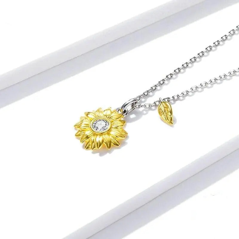 Sunflower Necklace Gold Color Lucky Necklace Gift for Women Fashion Necklace Jewelry nowadaysfashion