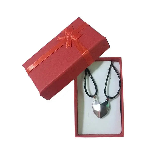 2pcs matching necklaces for couples Magnetic Lovers Heart necklaces Suction Wishing Stone nowadaysfashion