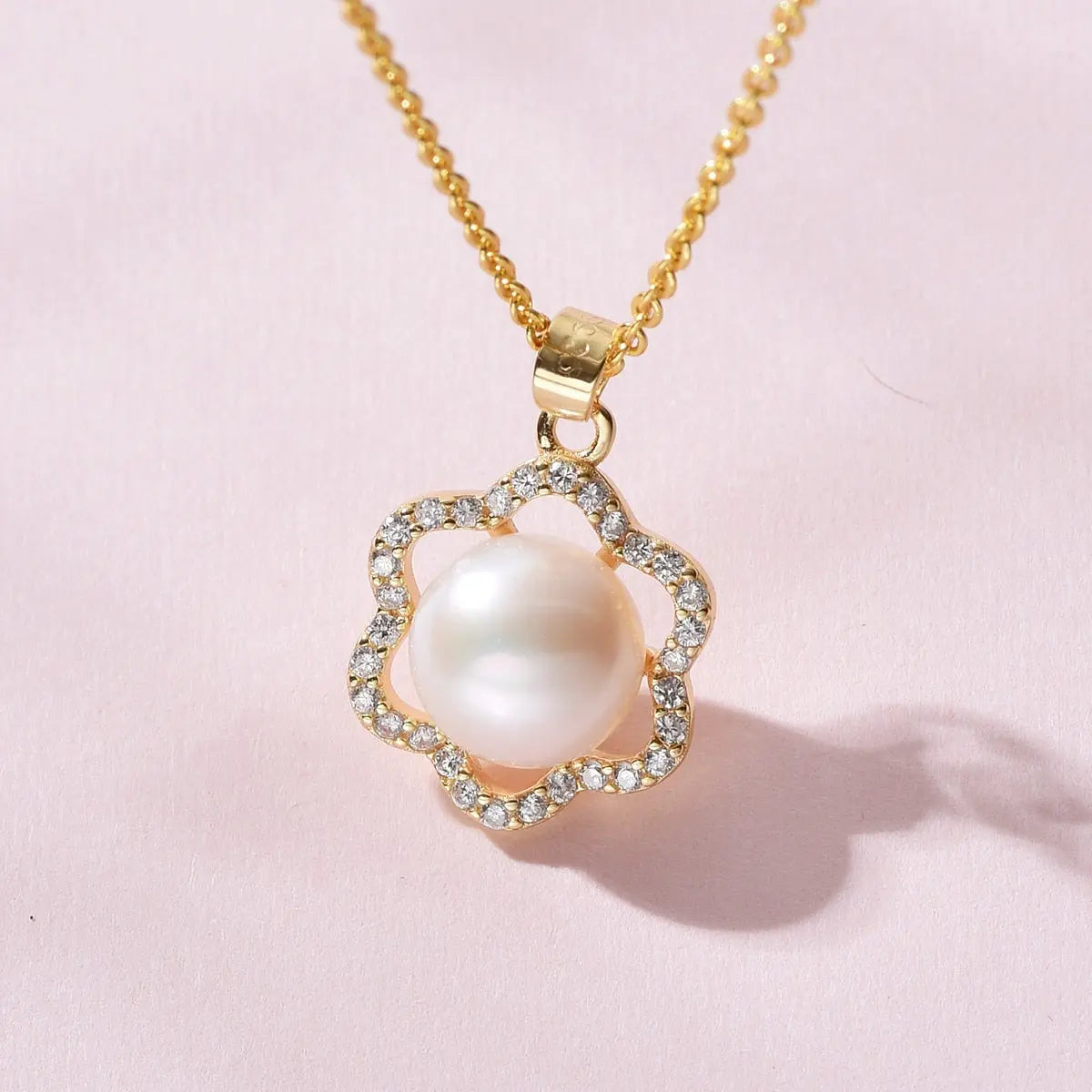 Pearl White Natural Freshwater 8-9mm Silver Gold Plated Flower Zirconia Pendants Necklaces nowadaysfashion
