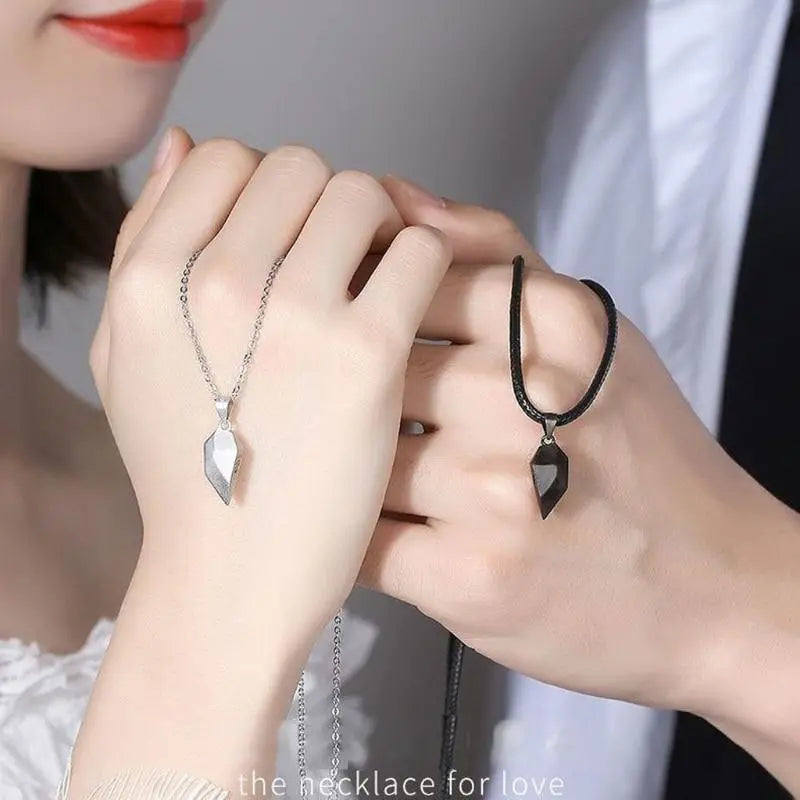 2pcs matching necklaces for couples Magnetic Lovers Heart necklaces Suction Wishing Stone nowadaysfashion