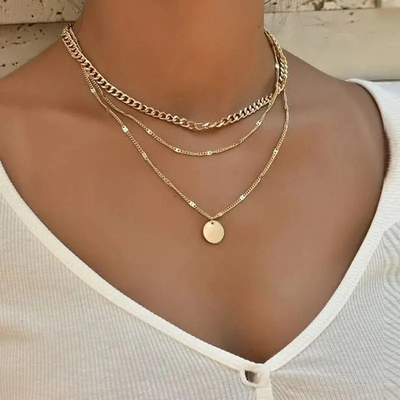 29 stylish Gold necklace on neck Gold chain Women's jewelry layered accesories nowadaysfashion