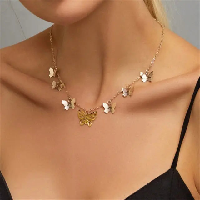 29 stylish Gold necklace on neck Gold chain Women's jewelry layered accesories nowadaysfashion