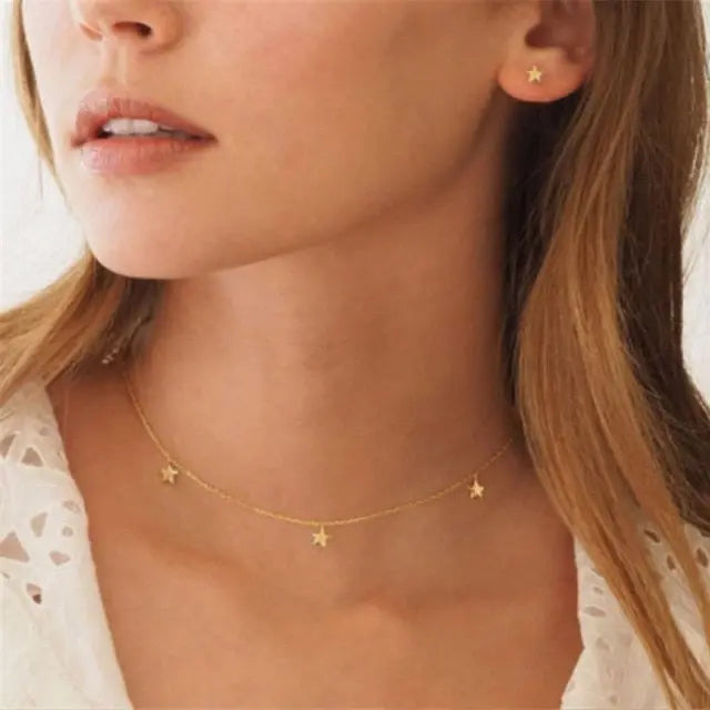 29 stylish Gold necklace on neck Gold chain Women's jewelry layered accesories nowadaysfashion