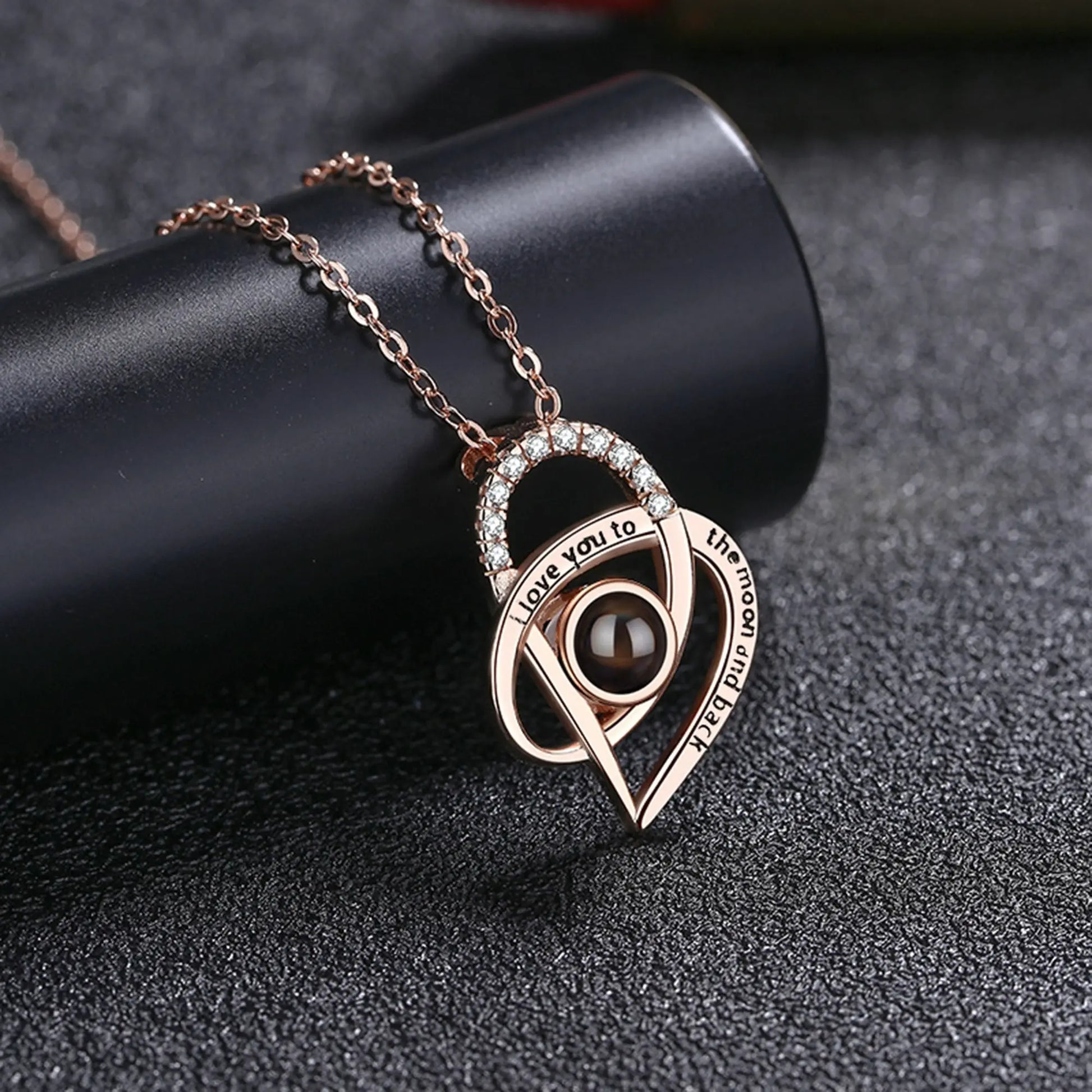 Personalized Necklaces Customize Name Projection Photo Crystal Heart Stitching Necklace nowadaysfashion