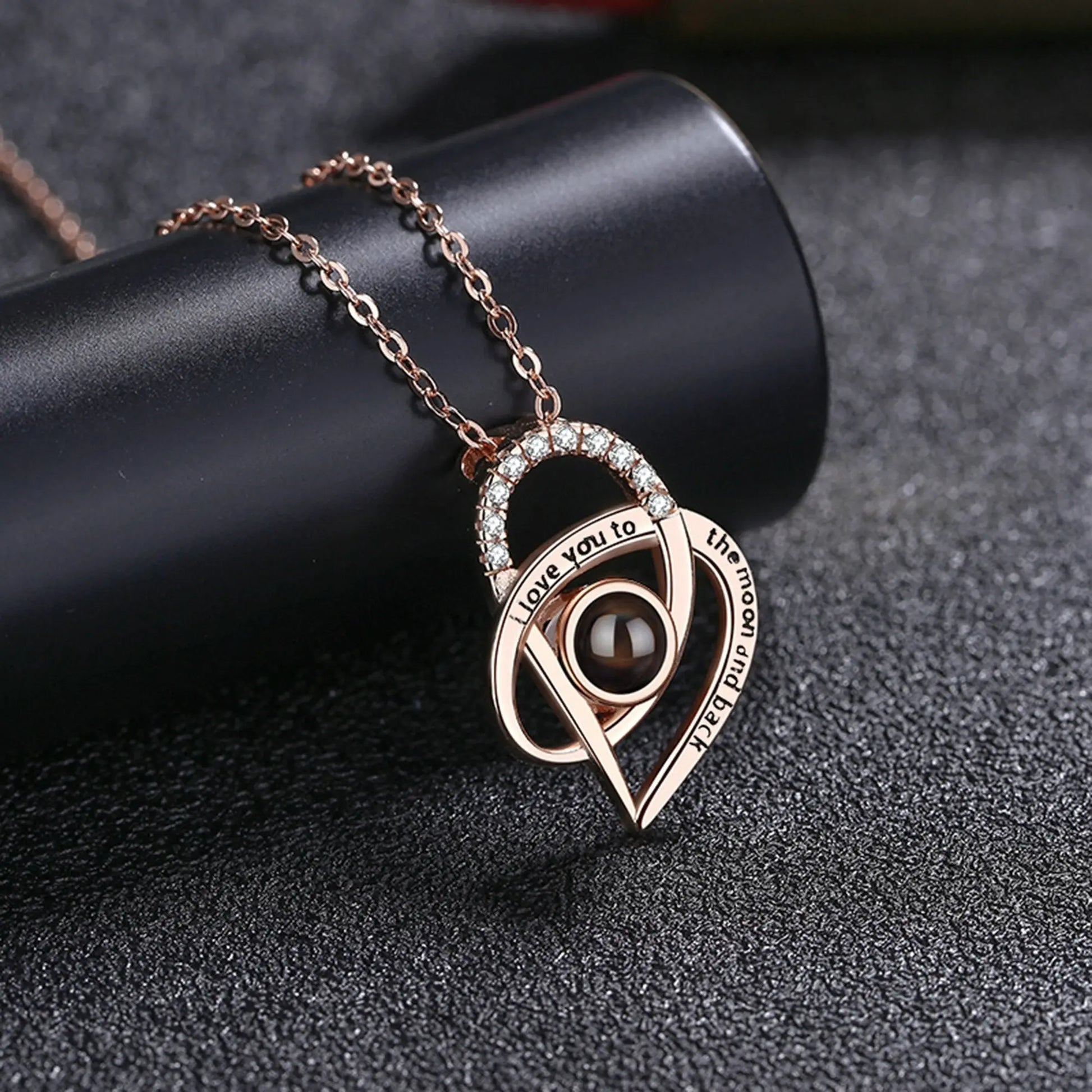 Personalized Necklaces Customize Name Projection Photo Crystal Heart Stitching Necklace nowadaysfashion
