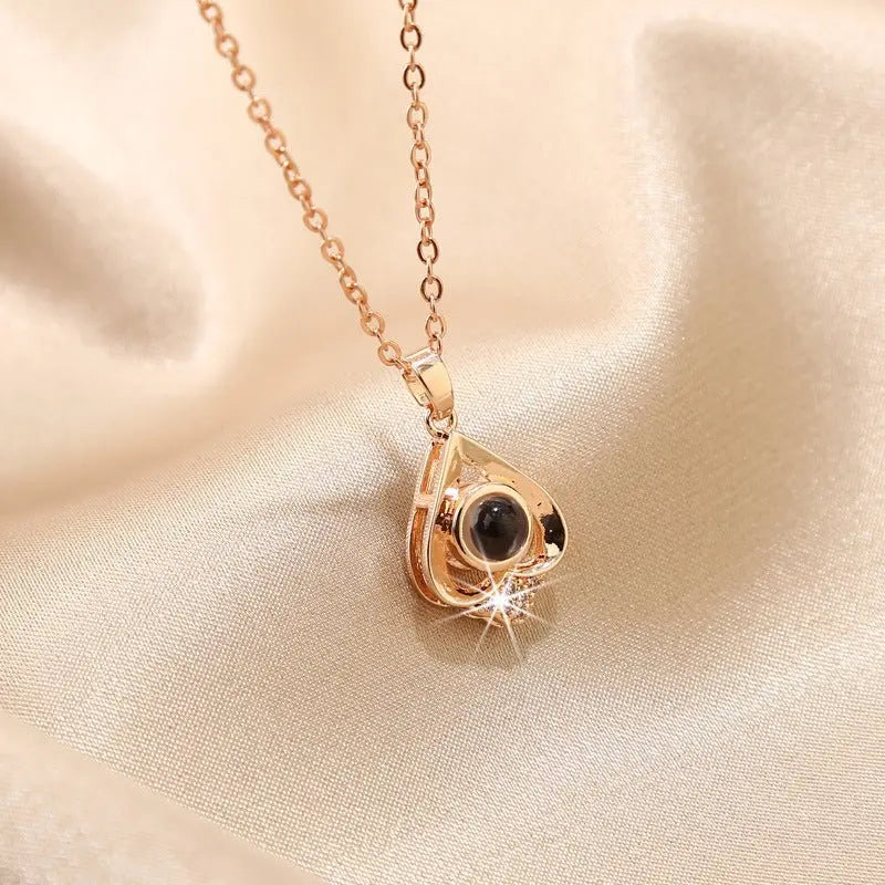 Projection five-pointed star shape pendant necklace picture customization - Blade & Thread