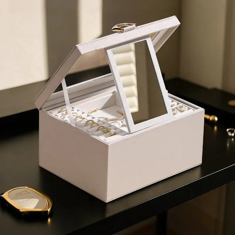 PU leather European style cosmetic case - Blade & Thread
