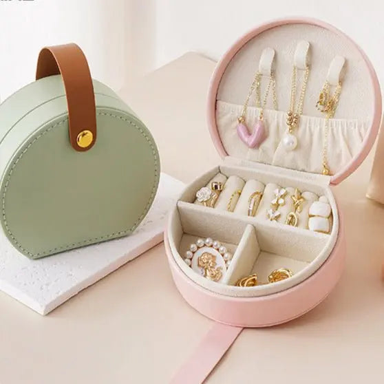 PU leather portable round jewelry box - Blade & Thread