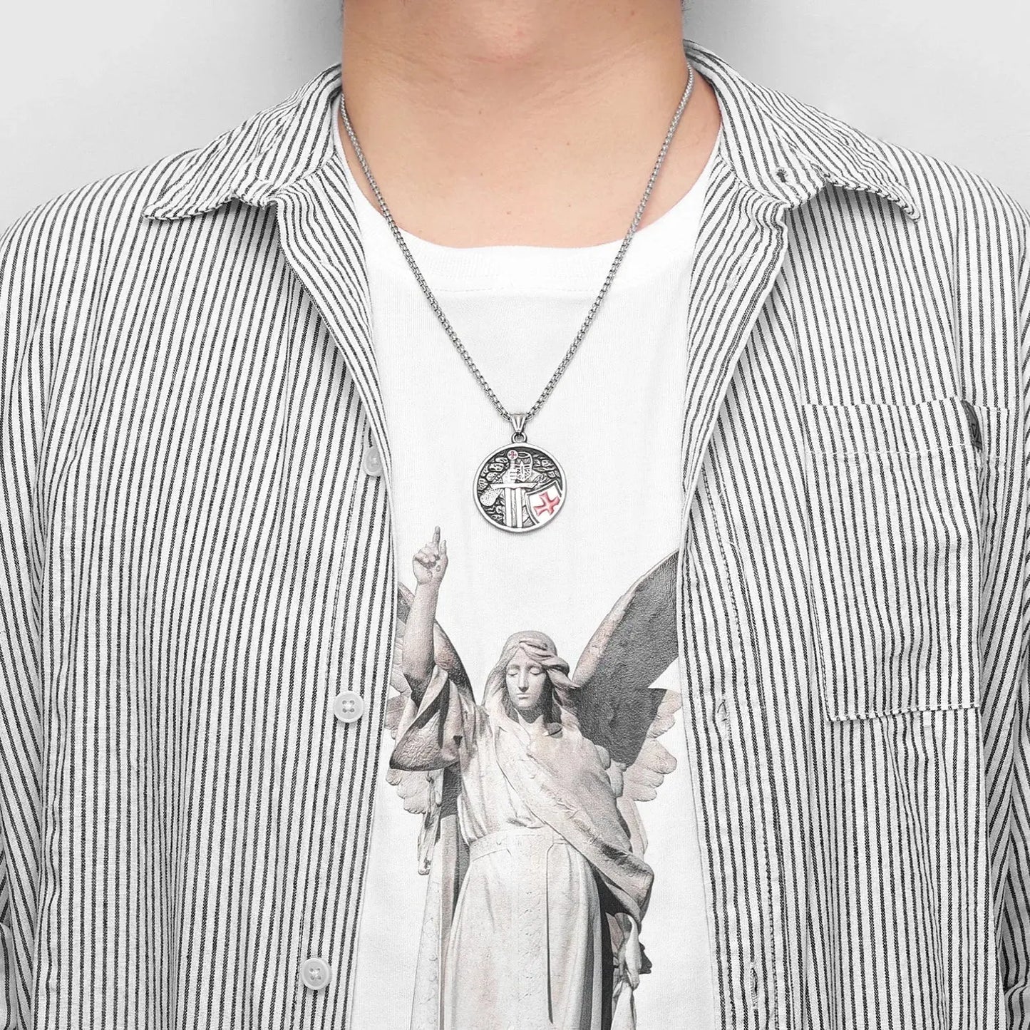 Red Crusade Paladin Necklaces Pendants - Blade & Thread