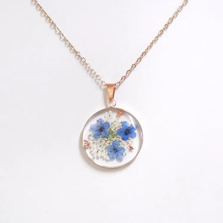 Resin forget me not necklace - Blade & Thread
