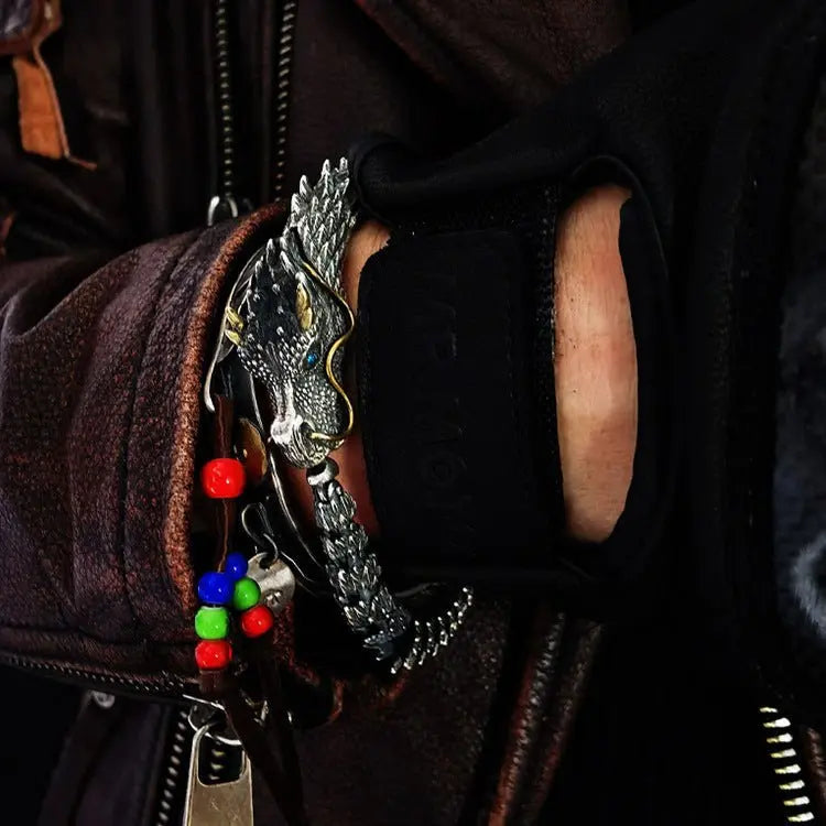 Retro and domineering black dragon bone bracelet - Blade & Thread