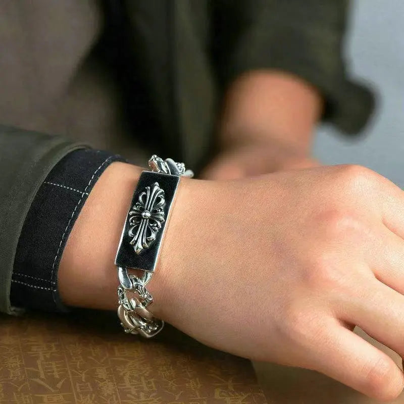 Retro Dagger Bracelet Thick Domineering Cross Bracelet - Blade & Thread