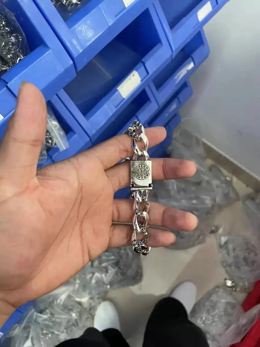 Retro domineering bracelet hip-hop personality men's cross bracelet - Blade & Thread