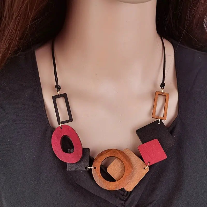 Retro geometric wooden bib necklace - Blade & Thread