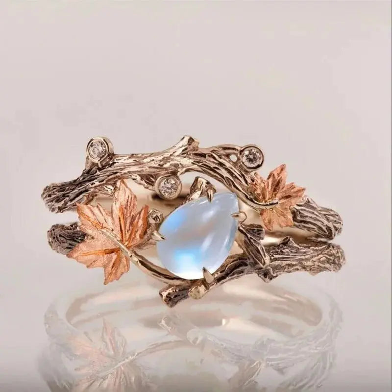 Retro maple leaf ring - Blade & Thread