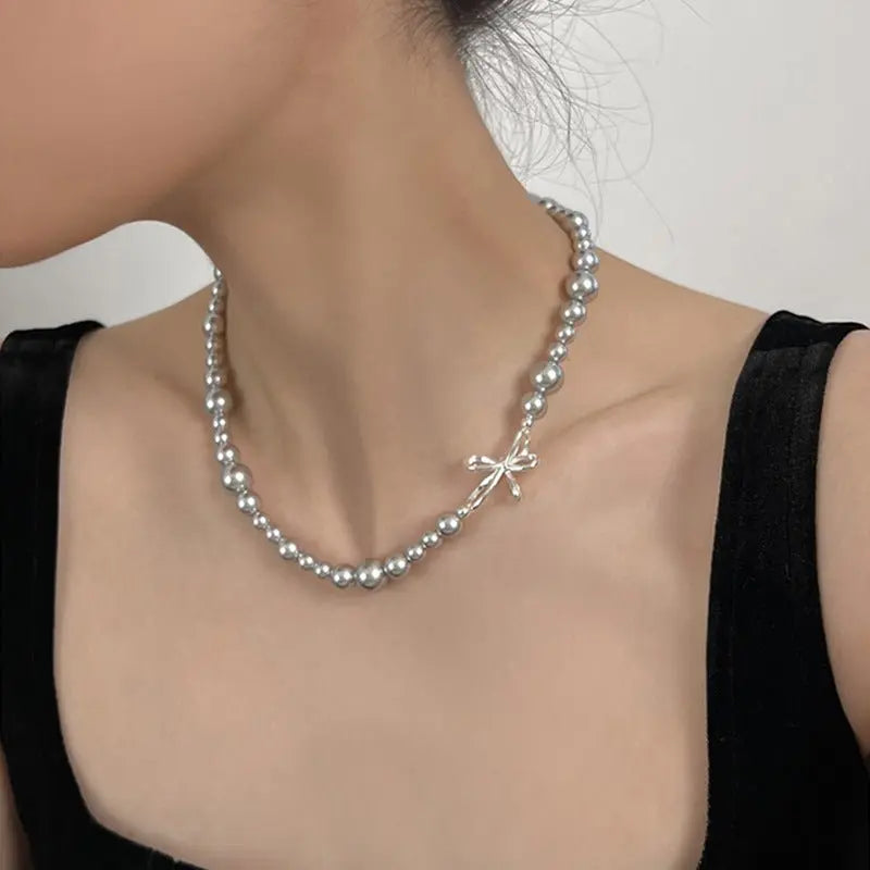 rosary necklace Bow-knot irregular pearl necklace - Blade & Thread
