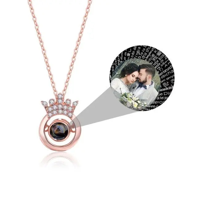 Round Crown Projection Necklace Pendant - Blade & Thread