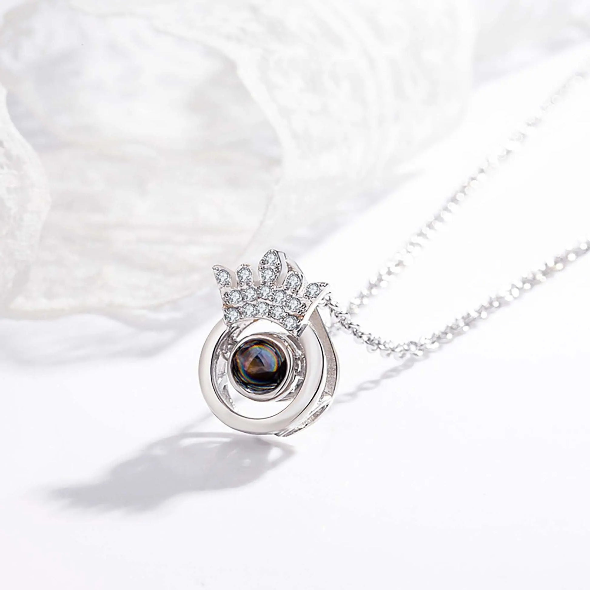 Round Crown Projection Necklace Pendant - Blade & Thread