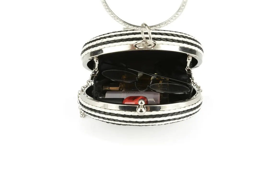 Round pure hand-woven crossbody clutch bag - Blade & Thread