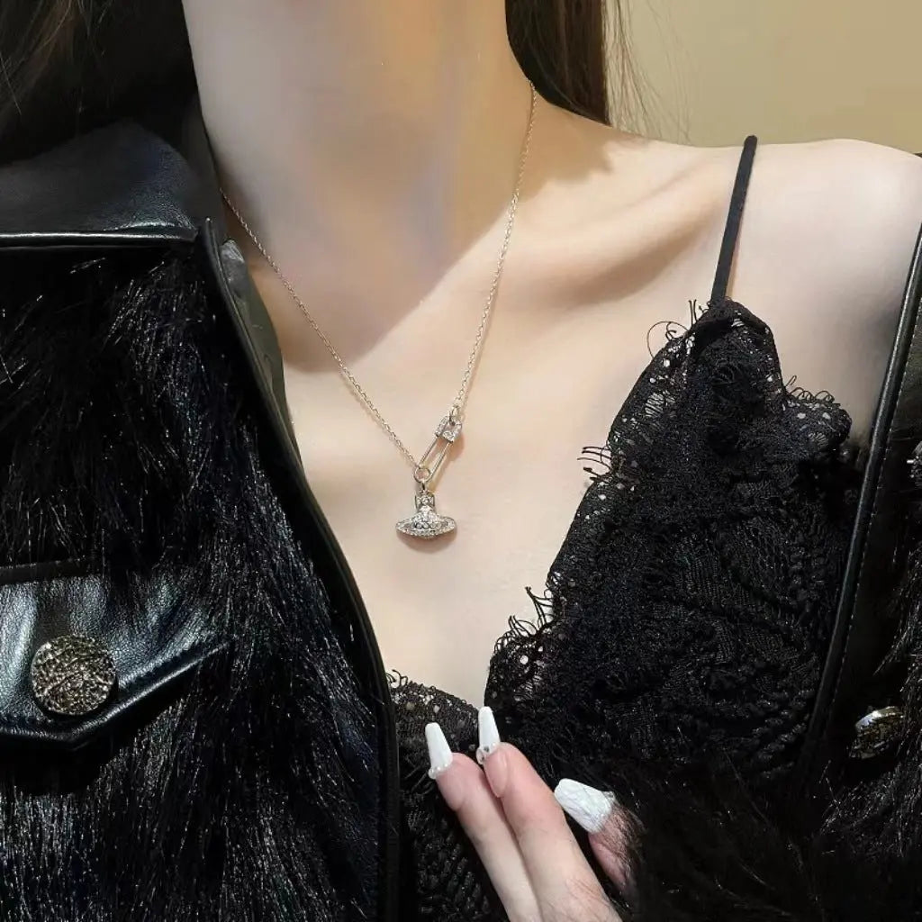 Saturn pin necklace women's paper clip clavicle chain - Blade & Thread